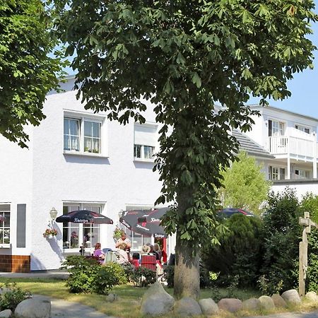 Aparthotel Saatmann Garni Ahrenshoop Exterior photo