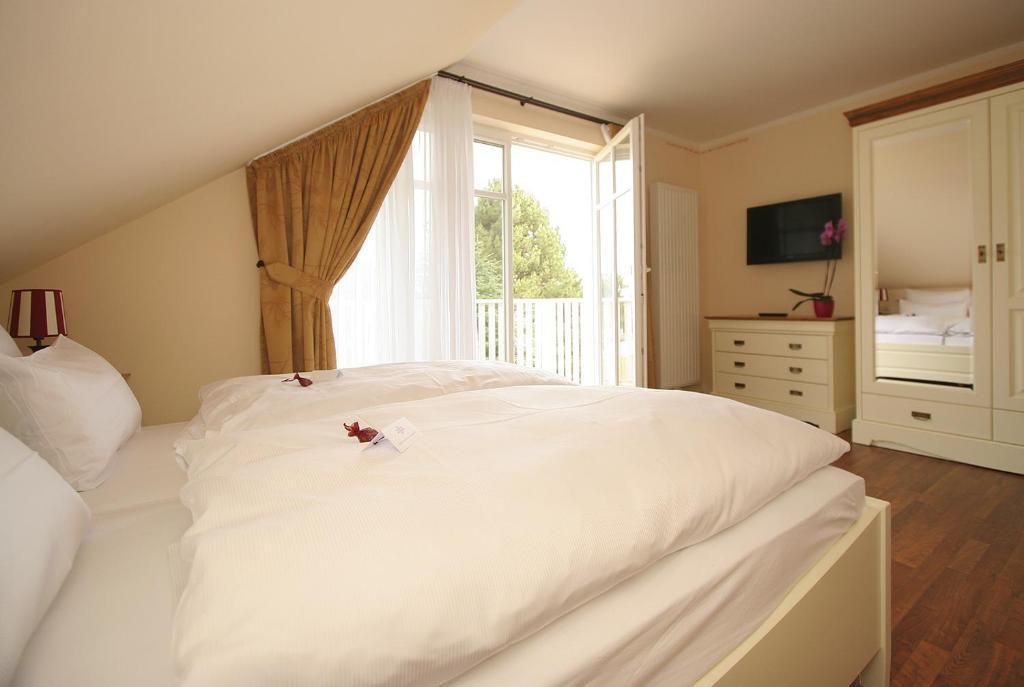 Aparthotel Saatmann Garni Ahrenshoop Room photo